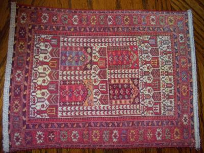 Oriental Rug 81/2" x6 1/2 "